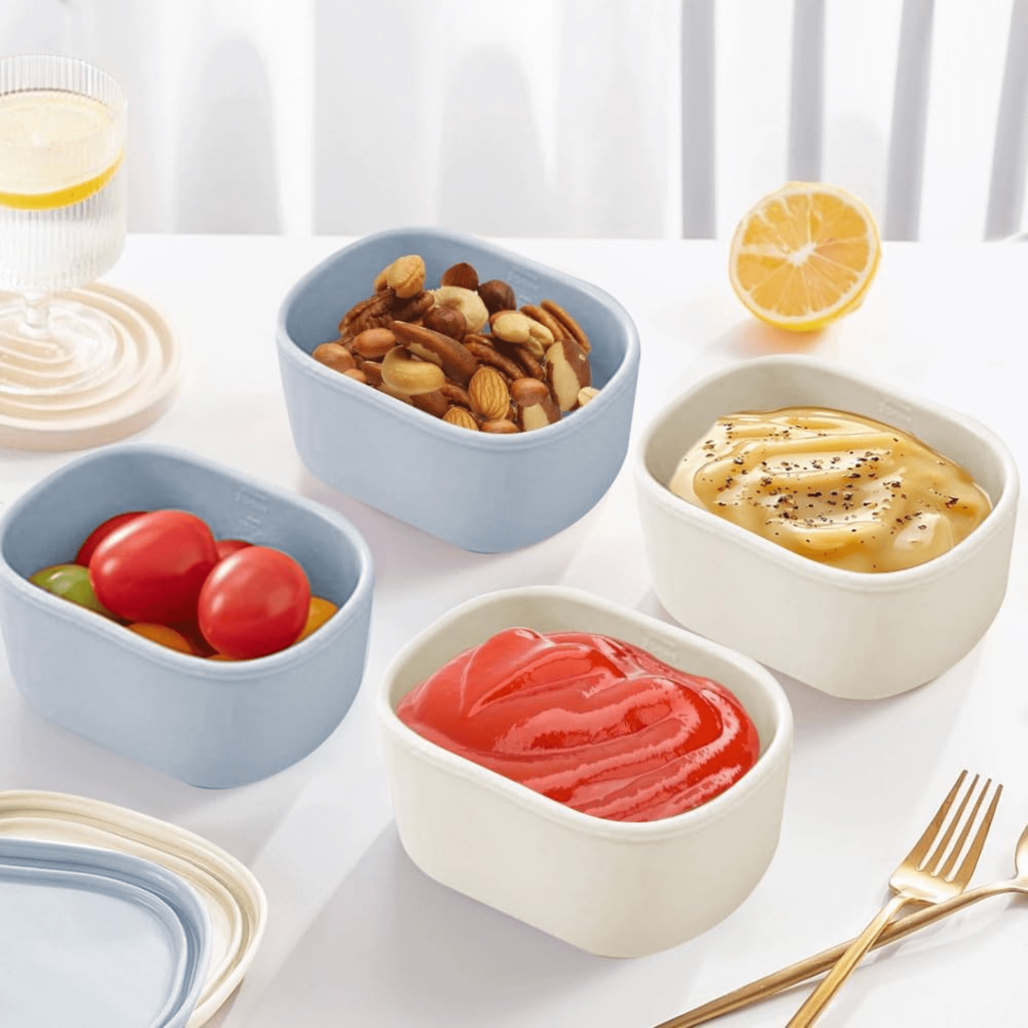Multi-Use Silicone Food Storage Container with Lid | Flexible, Airtight Daily Storage Solution