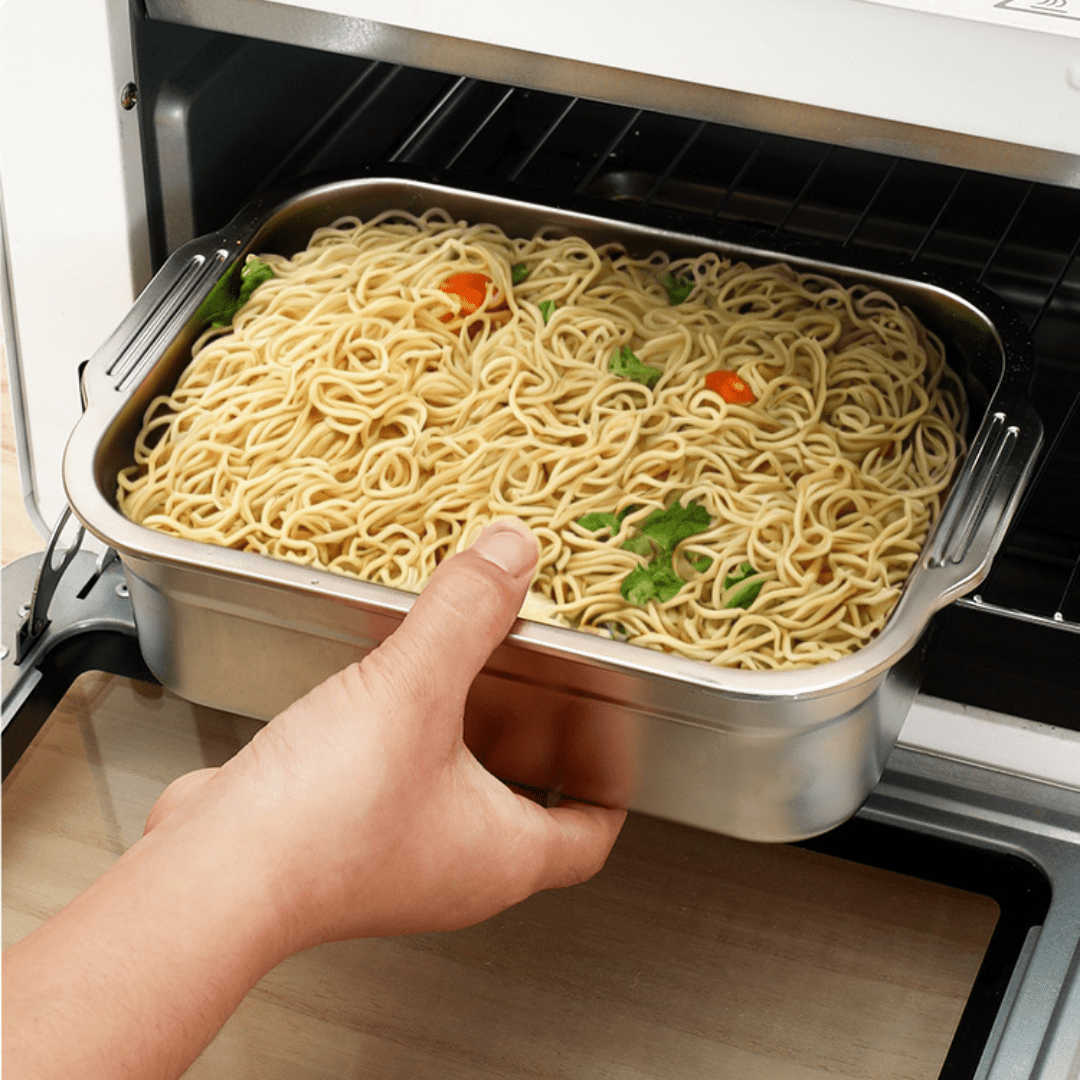 Multifunctional Vacuum-Sealed Stainless Steel Food Storage Container | Airtight & Oven Safe