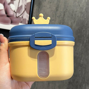 Portable Baby Formula Dispenser | Airtight Milk Powder Storage Box with Crown Lid